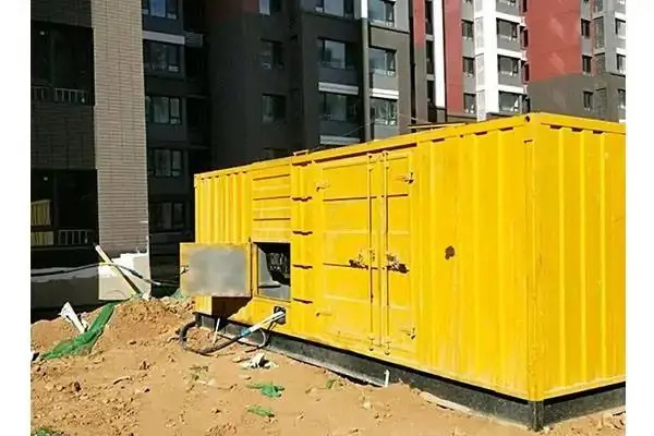 怒江发电机租赁中燃油压力过低会对发动机的哪些部件造成损坏？