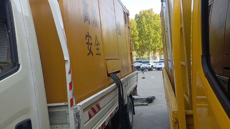 怒江如何判断柴油发电机组和UPS电源的切换时间是否符合要求？